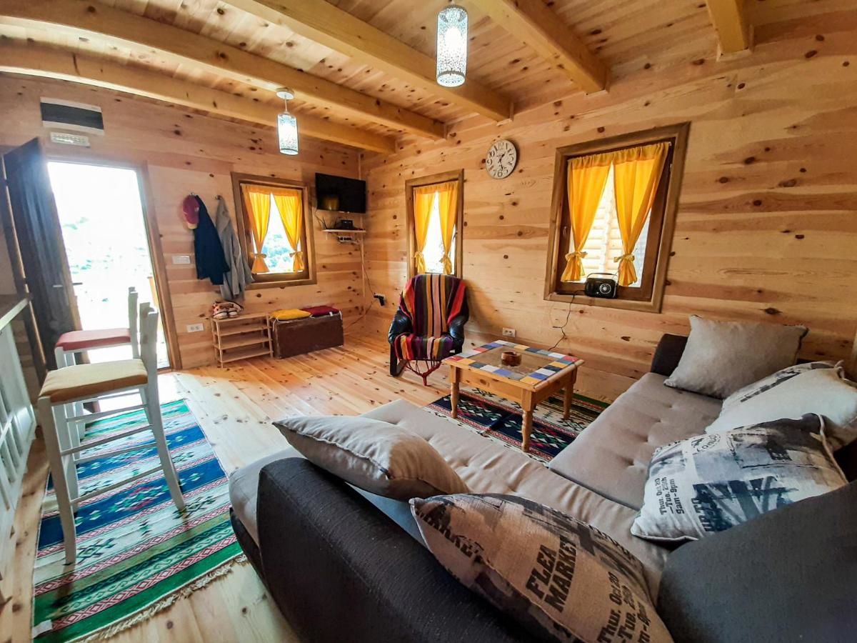 Шале Sunny Hill Cabins Kolašin Колашин-29